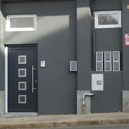 Pis Carretera Santa Pau Apartment Olot Exterior photo